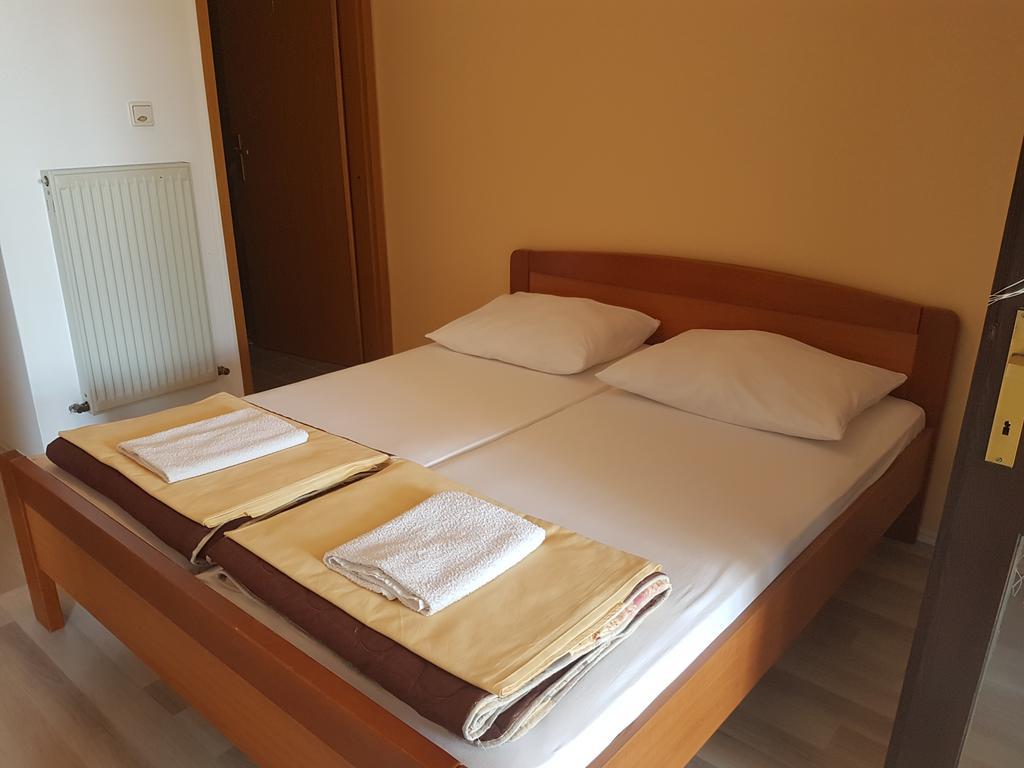 Rooms Hunter Malinska Εξωτερικό φωτογραφία